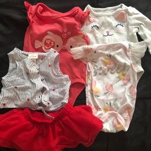 Baby onesies and outfits 0-3 months